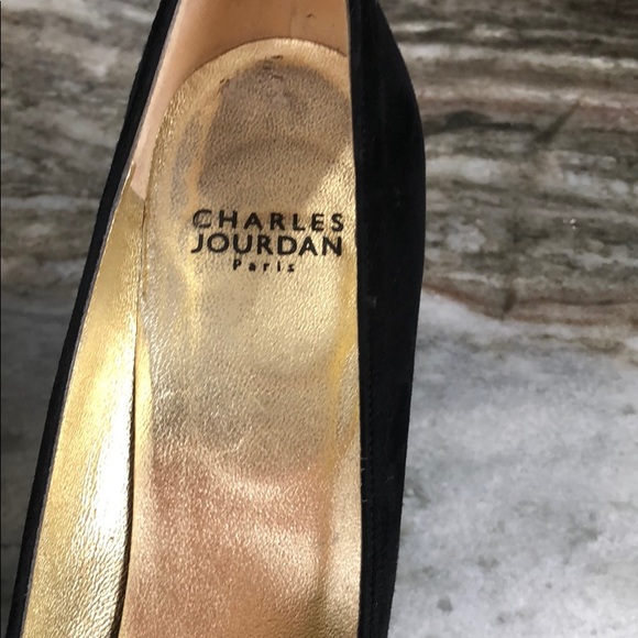 Charles Jourdan Suede structure heel pumps - Picture 2 of 8